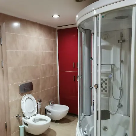 Apartment Nuhun Evleri